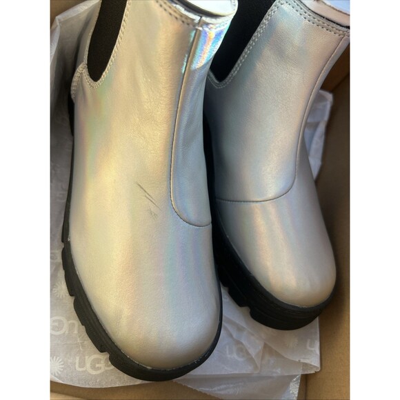 UGG - Kids' Ashton Chelsea Shine Size 5 - Picture 10 of 12